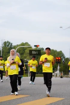 Runner Photo 2384577