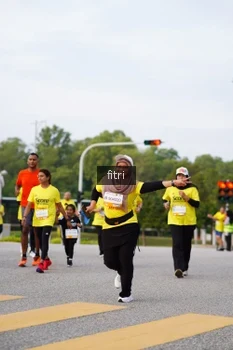 Runner Photo 2384593