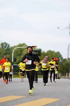 Runner Photo 2384602