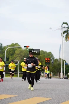 Runner Photo 2384605