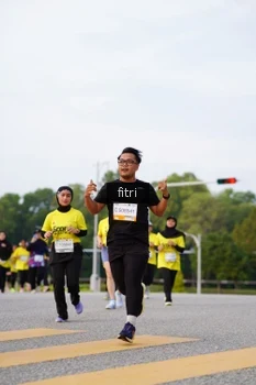 Runner Photo 2384647