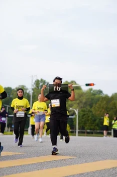 Runner Photo 2384649