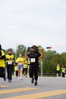 Runner Photo 2384650