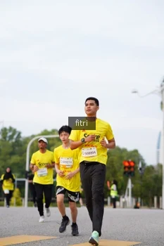 Runner Photo 2384658