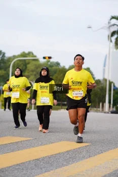 Runner Photo 2384670