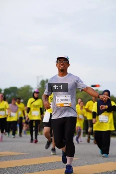 Runner Photo 2384686