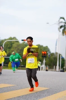 Runner Photo 2385001