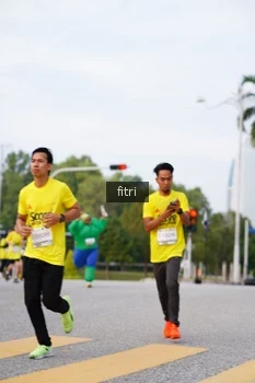 Runner Photo 2385002