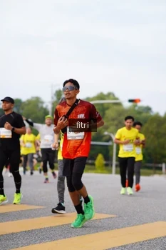 Runner Photo 2385005