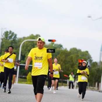 Runner Photo 2385024