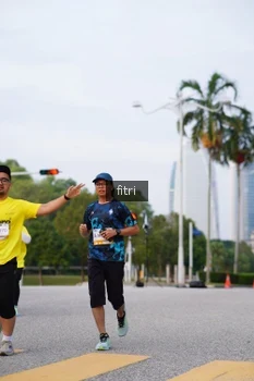Runner Photo 2385347