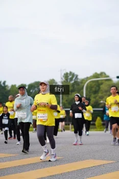 Runner Photo 2385349