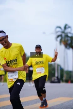 Runner Photo 2386601