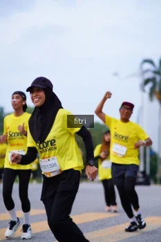 Runner Photo 2386643
