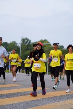 Runner Photo 2388027