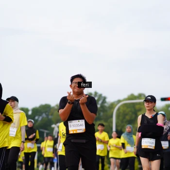 Runner Photo 2389340