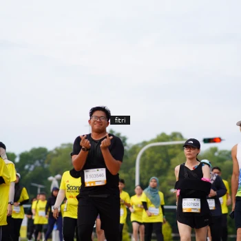 Runner Photo 2389341