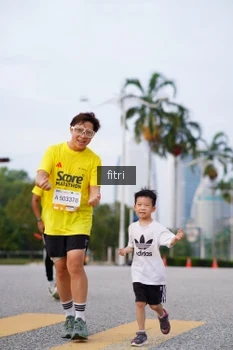 Runner Photo 2389361