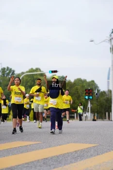 Runner Photo 2389375
