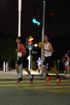Runner Photo 2393050