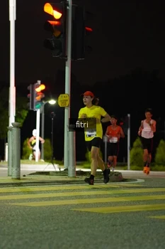 Runner Photo 2393056