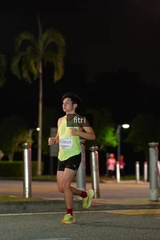 Runner Photo 2393070
