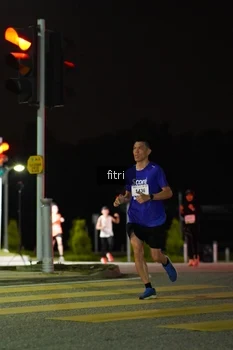 Runner Photo 2393089