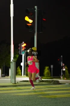 Runner Photo 2393095