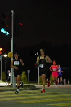 Runner Photo 2393098