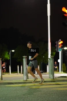 Runner Photo 2393109