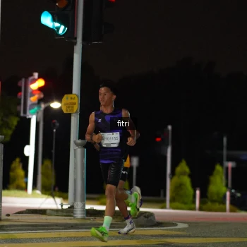 Runner Photo 2393188