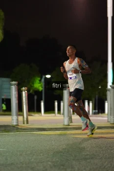 Runner Photo 2393246