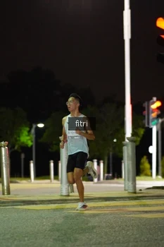 Runner Photo 2393255