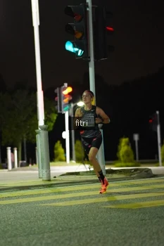 Runner Photo 2393260