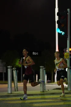 Runner Photo 2393281