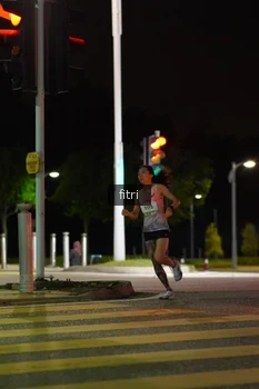 Runner Photo 2393314