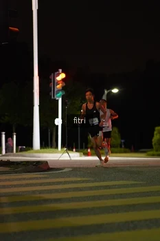 Runner Photo 2393316