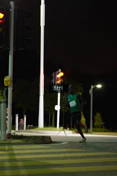 Runner Photo 2393318