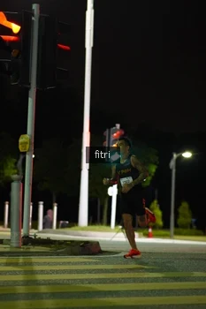 Runner Photo 2393328
