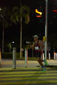 Runner Photo 2393346