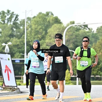 Runner Photo 2393923