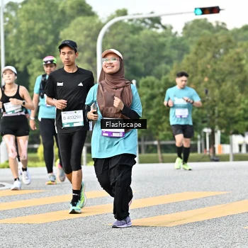 Runner Photo 2394212