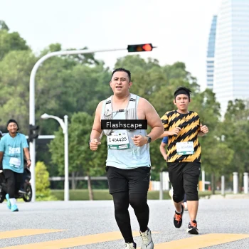 Runner Photo 2394274