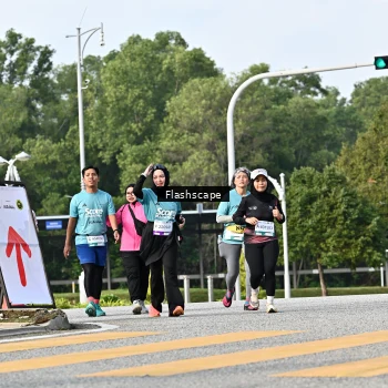 Runner Photo 2394421
