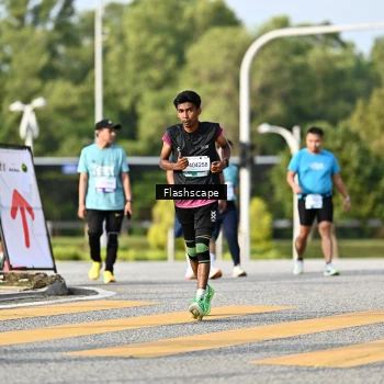 Runner Photo 2394521