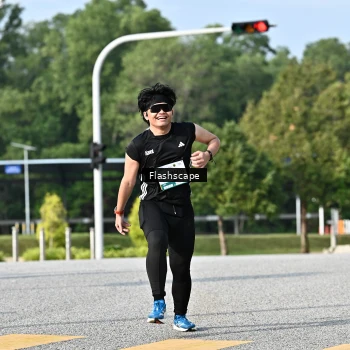 Runner Photo 2394602