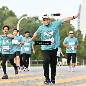 Runner Photo 2394637