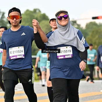 Runner Photo 2394655