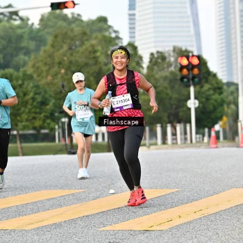 Runner Photo 2394870