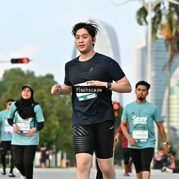 Runner Photo 2395050